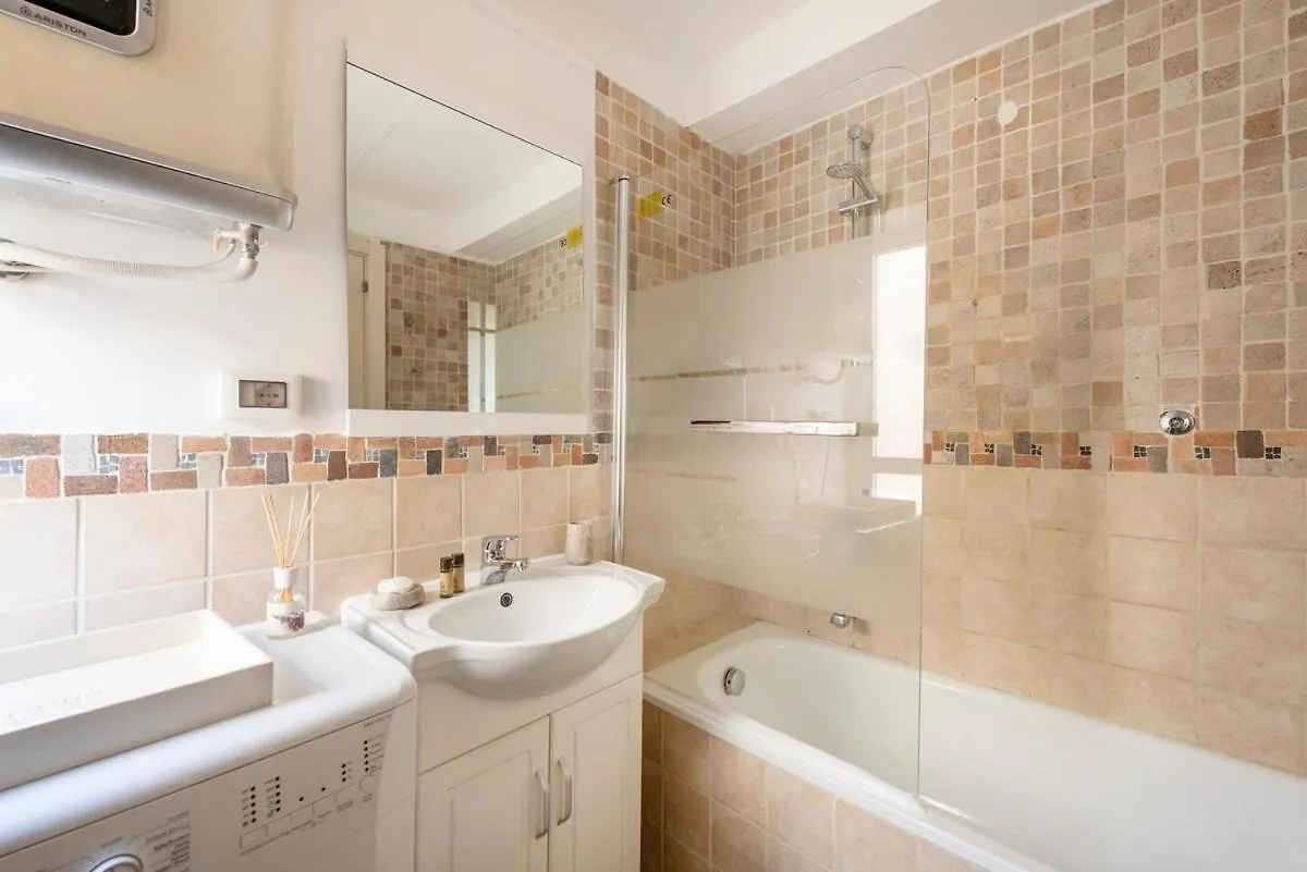 Apartment Home 32 Rome Italy